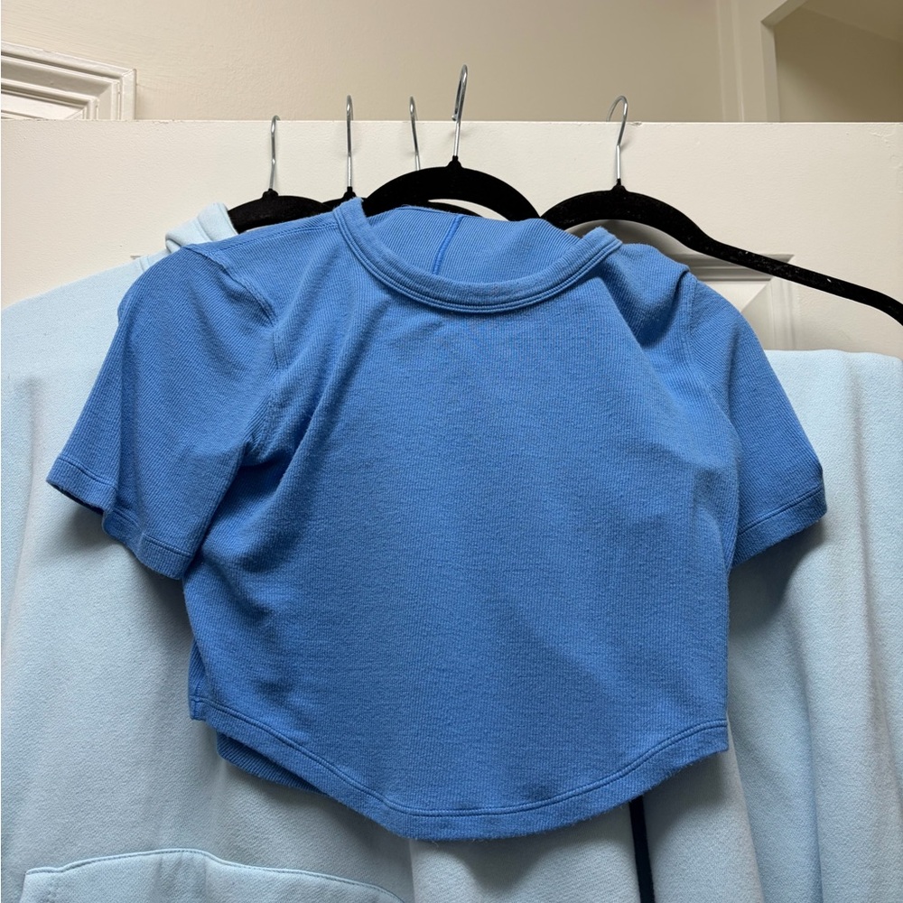 Lululemon Short-Sleeve Crop Top - Casual Everyday Shirt